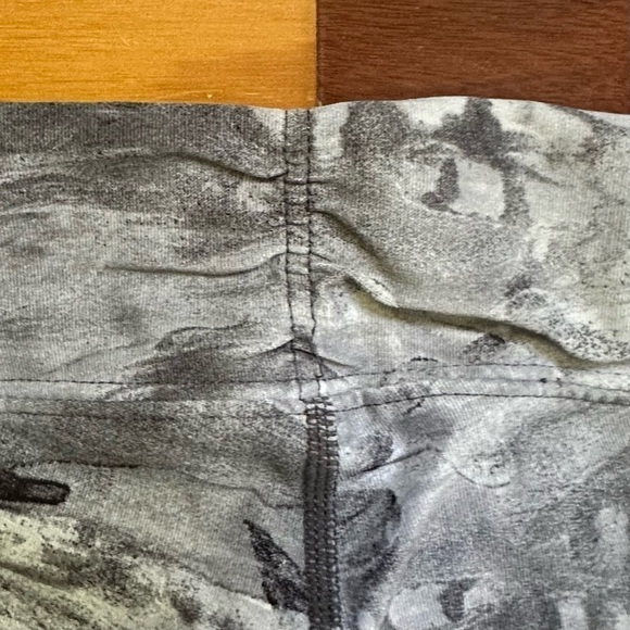 Calvin Klein Performance Cropped Jeggings - Picture 5 of 7